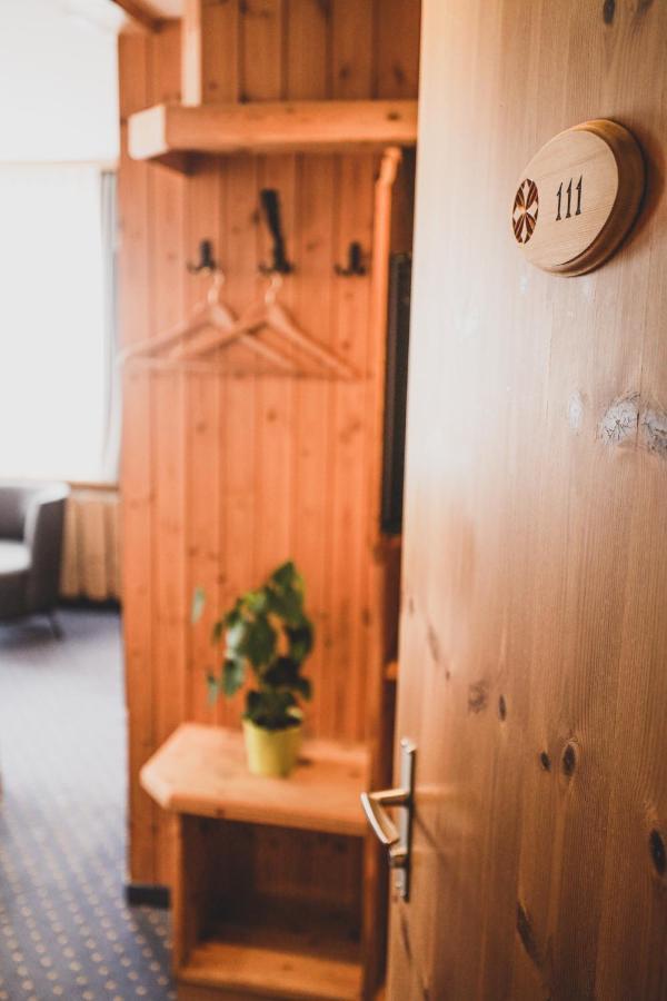 Hotel Sonnenhalde, Ароза Экстерьер фото